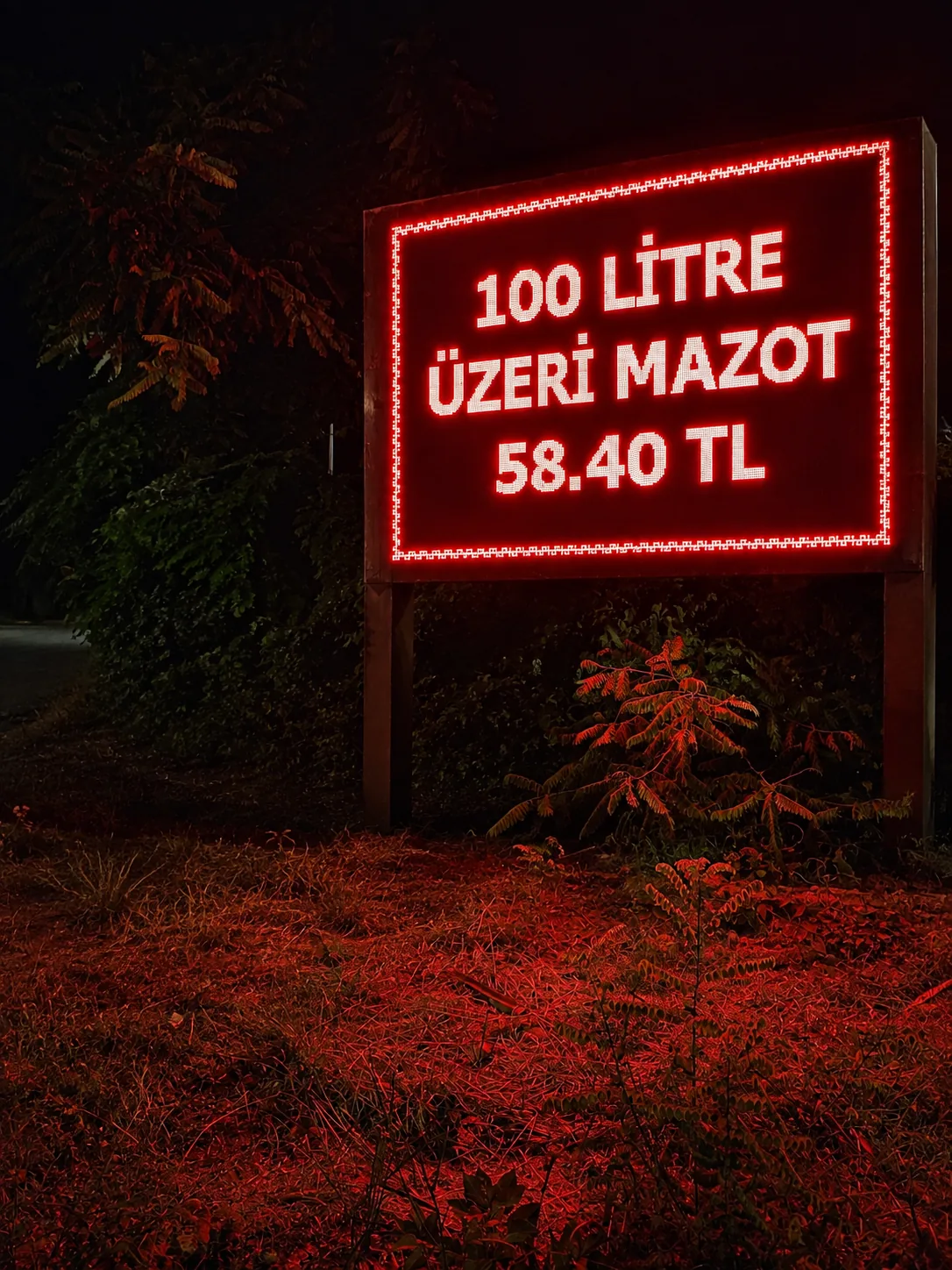 Gece görünürlüğü yüksek LED fiyat ve duyuru panosu